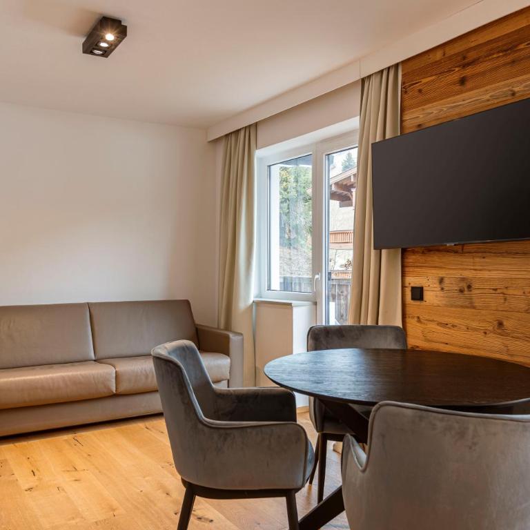 Saalbach Suites by ALPS RESORTS - Juniorsuite for up to 4 people - 5