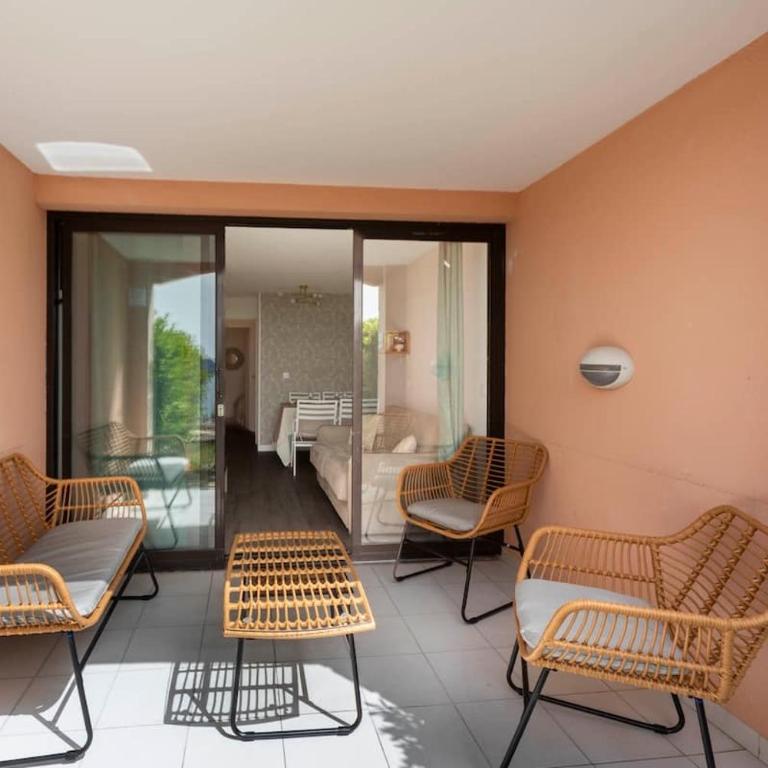 Appartement Vue Mer avec Piscine - Cannes - Apartment mit 1 Schlafzimmer - 8