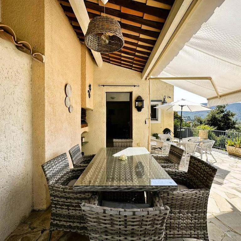 Le Langoustier pour 6 personnes avec piscine à La Londe-Les-Maures - Haus mit 3 Schlafzimmern - 5