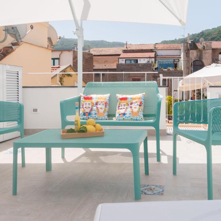 Casa Dafne Sorrento historical center wonderful rooftop - Two-Bedroom House - 19