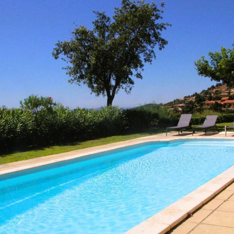 Villa Verde climatisée pour 10 personnes avec piscine chauffée et vue mer à La Londe les Maures - Maison de Vacances - 4