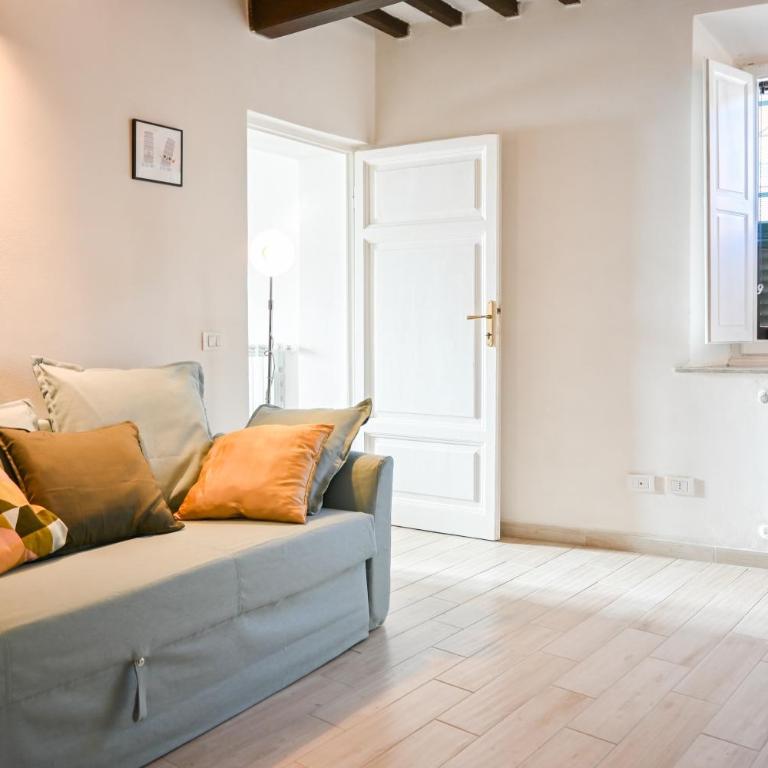 InnPisaRentals - San Marco Gate Home Holidays - Two-Bedroom Apartment - 2