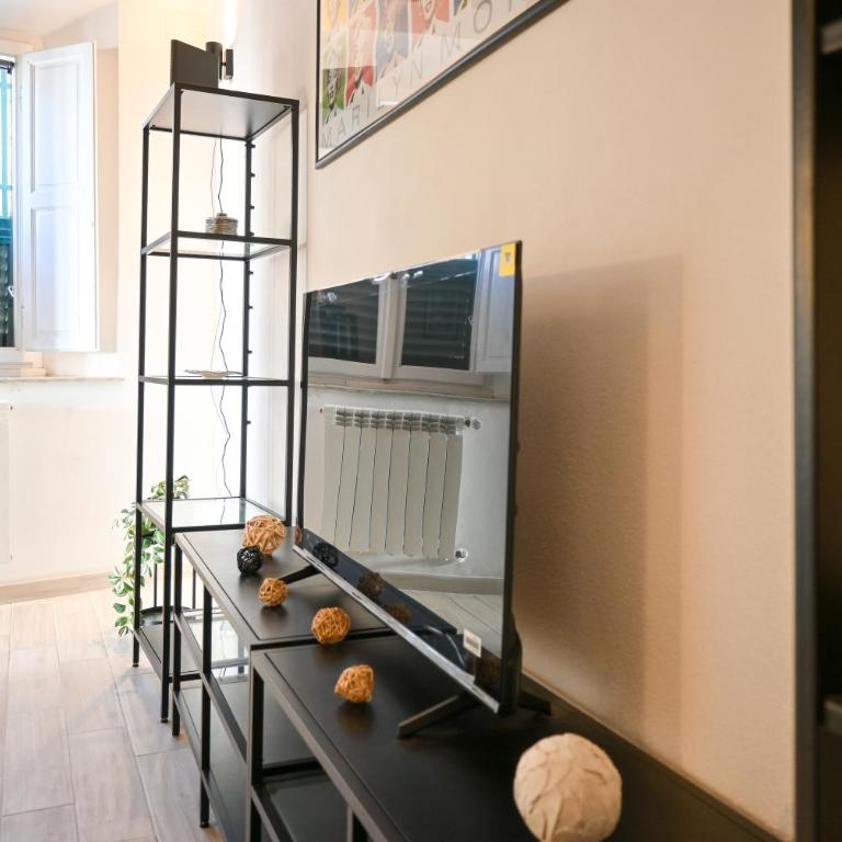 InnPisaRentals - San Marco Gate Home Holidays - Two-Bedroom Apartment - 13
