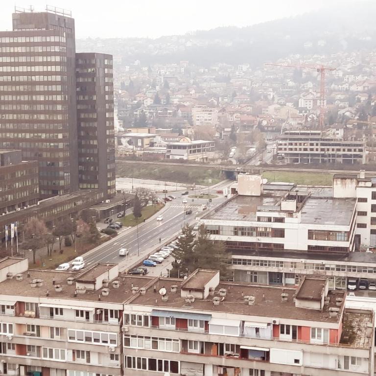 Room near University Campus in Sarajevo - Rooms Sarajevo - Dvokrevetna Soba sa Bračnim Krevetom i Zajedničkim Kupatilom - 5