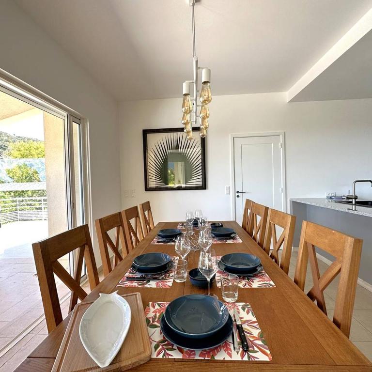 Villa Les Romarins pour 8 personnes avec vue mer panoramique et piscine chauffée à La Londe-les-Maures - Maison de Vacances 4 Chambres - 15