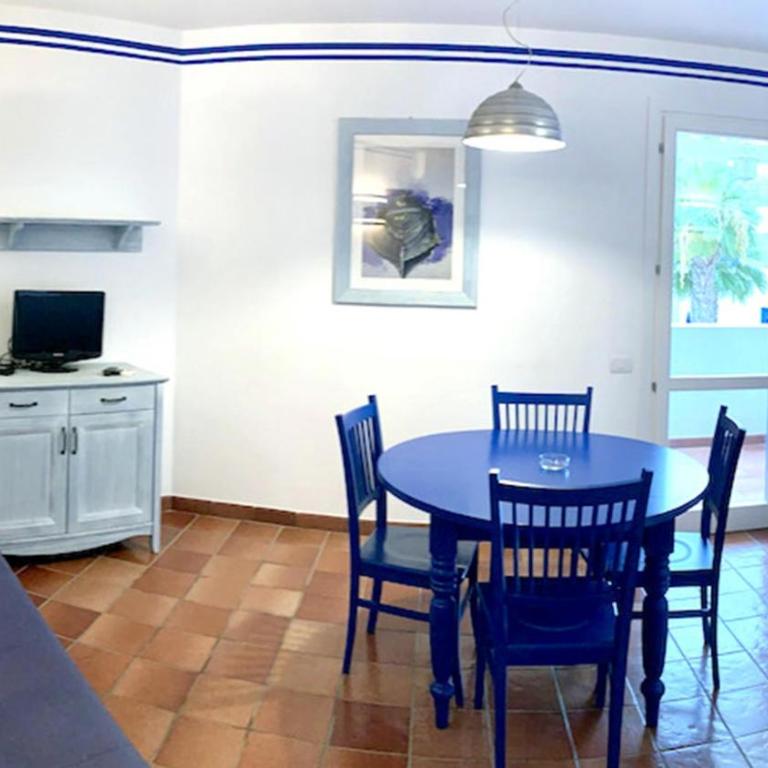 Essence Favignana - Cala la Luna Resort - Family Room with Balcony - 4