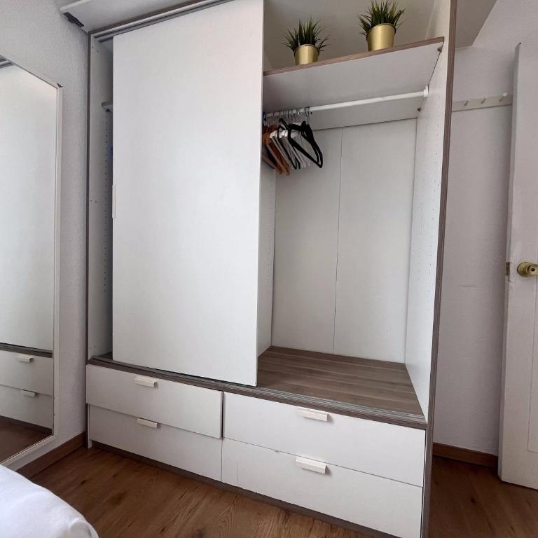 Recién Reformado! Port Forum a 2 minutos Metro a 10 minutos del Mar! 2 Hab y 1,5 Baños - Apartamento de 2 dormitorios - 16