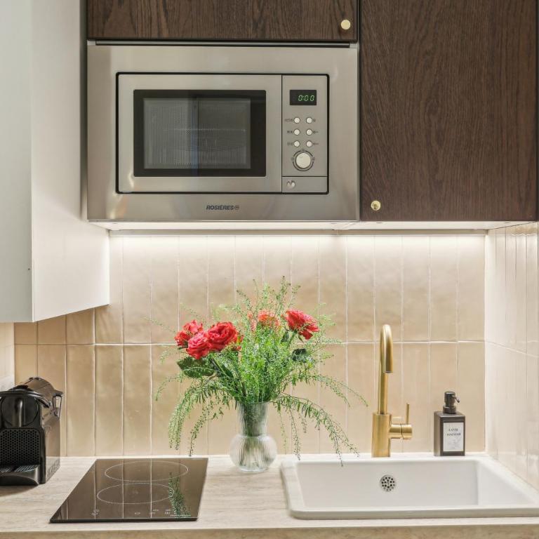 Lavie Maison AC and Hot Tub close Arc de Triomphe - Appartement 1 Chambre - 3