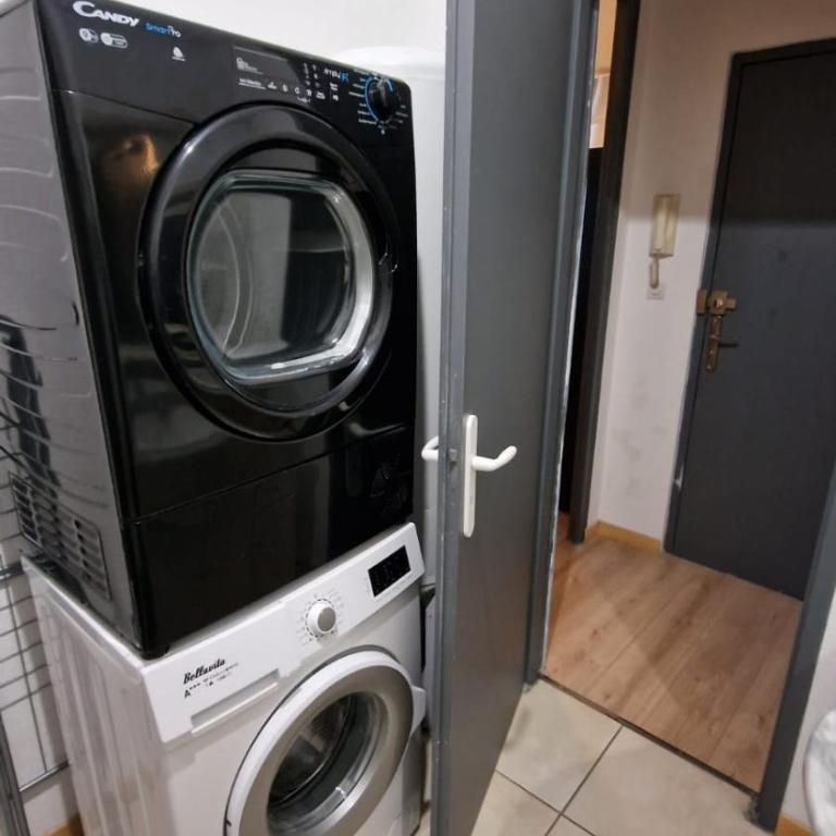 Appartement T2 avec balcon proche centre-ville NARBONNE - Apartment mit 1 Schlafzimmer - 11