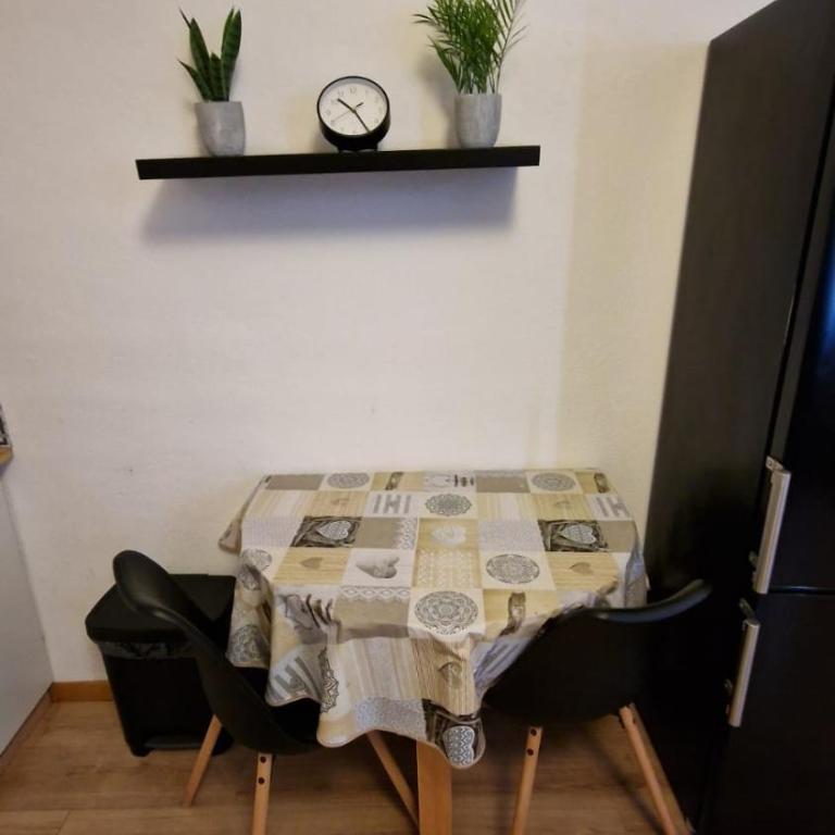 Appartement T2 avec balcon proche centre-ville NARBONNE - Apartment mit 1 Schlafzimmer - 6