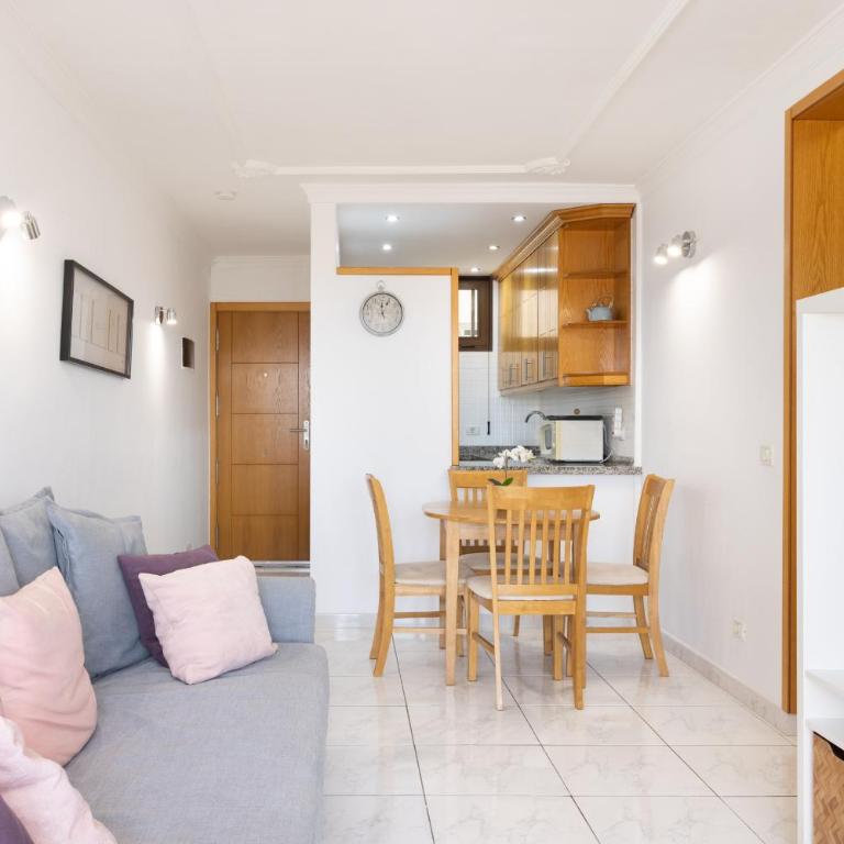 Amazing Ocean view & Pool Los Cristianos Achacay - Apartamento de 2 dormitorios con terraza y vistas al mar - 5