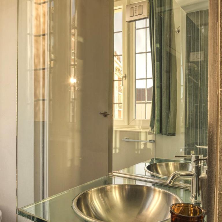 Just Urban Stays - Bright Penthouse - Heart of Milan 10 min to Duomo - Appartamento con 1 Camera da Letto - 26