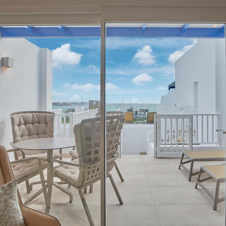 Blancazul Deluxe Casa Domingo - Two-Bedroom Apartment with Terrace and Sea View - 15