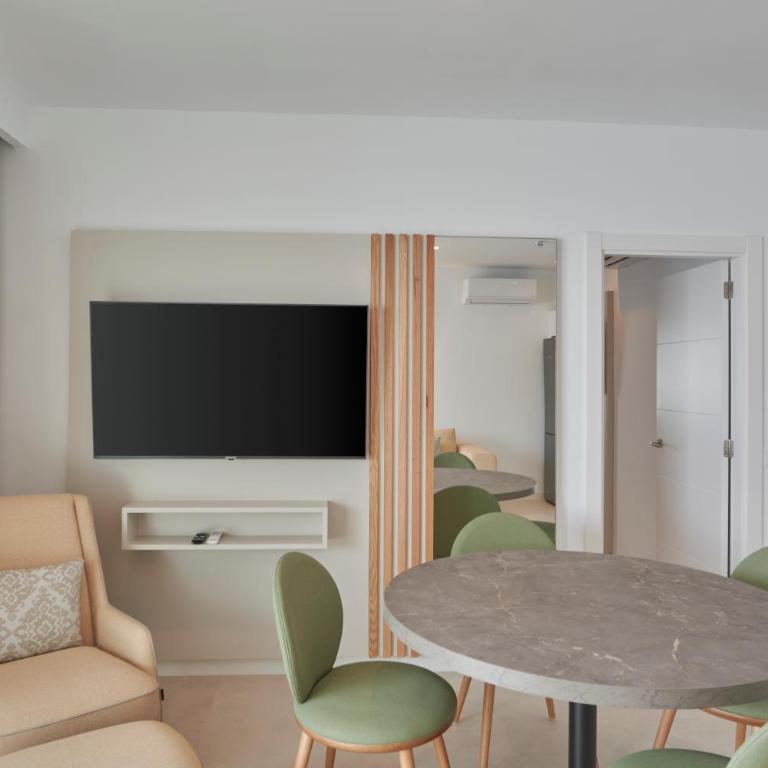 Blancazul Deluxe Casa Domingo - Two-Bedroom Apartment with Terrace and Sea View - 14