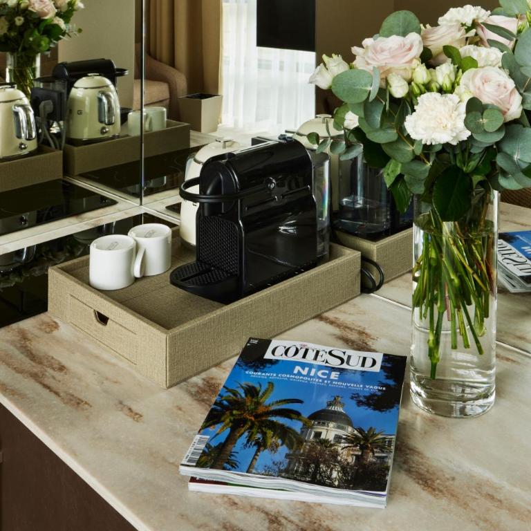 EZE BEACH Residence - Studio Familial - 1