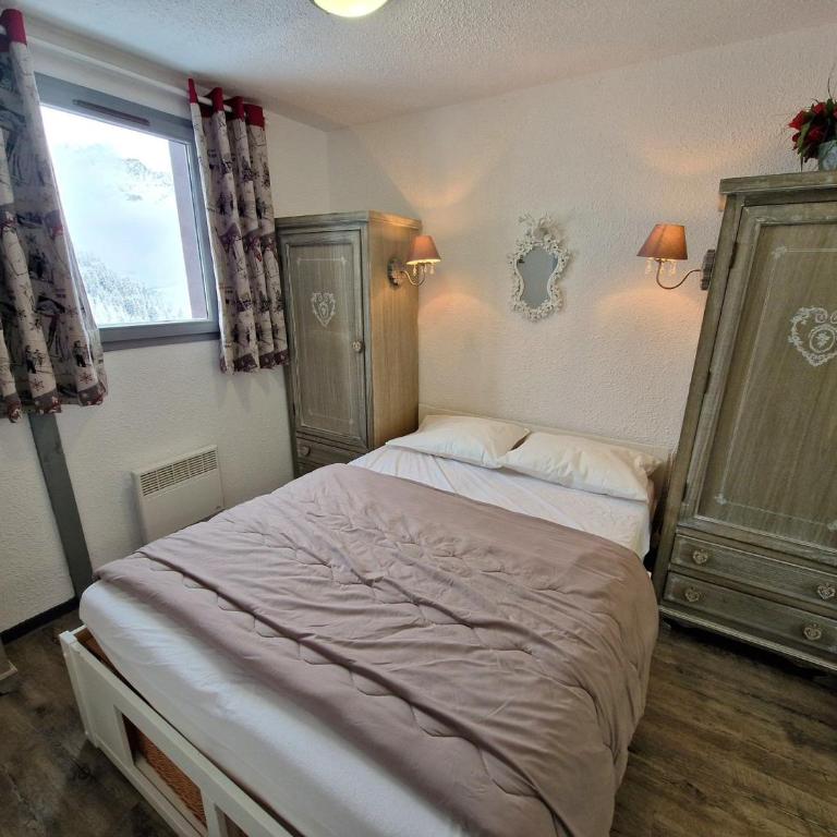 Magnifique 2 pièces + cabine 6 pers rénové au coeur de Valfréjus - FR-1-265-341 - Appartement - 8