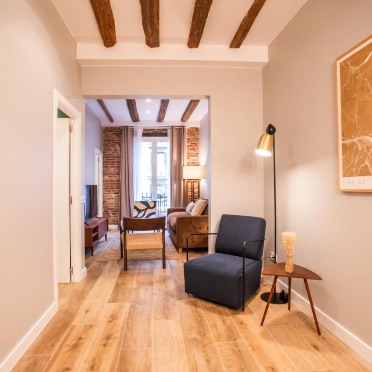 P3MAL1076- Beautiful 2BR newly refurbished - Apartamento de 2 dormitorios - 2