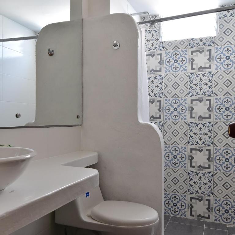 Aldea Bella Boutique - Family Room with Balcony - 3