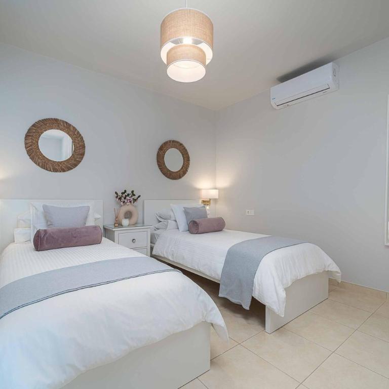 Villa Lolita - Four-Bedroom Villa - 27