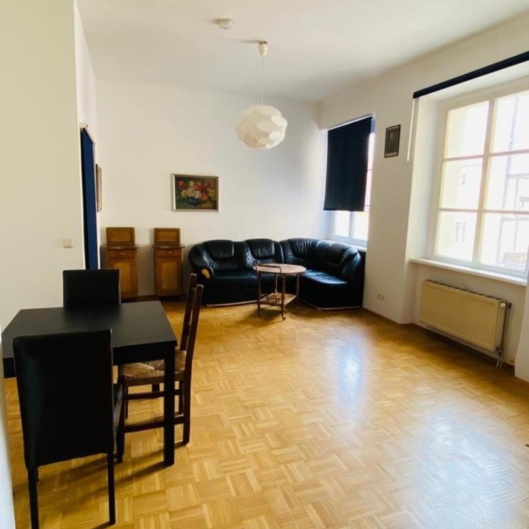 Wohnung im Zentrum, innenhofseitig - Appartamento - 4