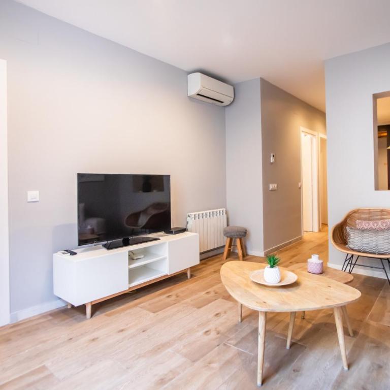 B3MAL1081- New 2BR flat with private terrace - Two-Bedroom Apartment - 11