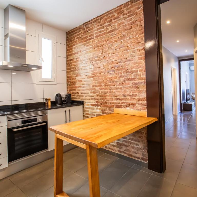33MAL1082- Big 2BR apartment near Sagrada Familia - Two-Bedroom Apartment - 7