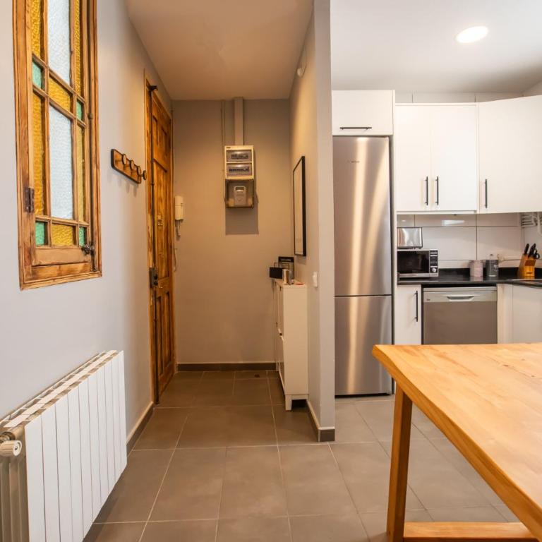 33MAL1082- Big 2BR apartment near Sagrada Familia - Two-Bedroom Apartment - 8