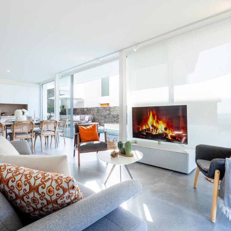 Villa Eva - amazing heated pool, chill out and BBQ - Villa - 8