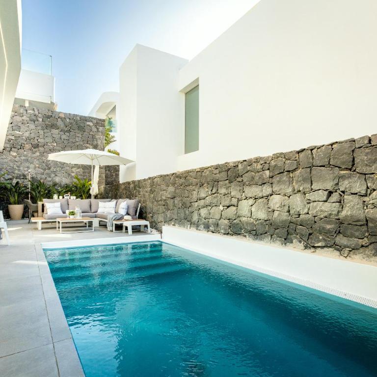 Villa Eva - amazing heated pool, chill out and BBQ - Villa - 2