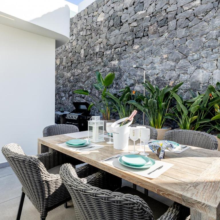 Villa Eva - amazing heated pool, chill out and BBQ - Villa - 5