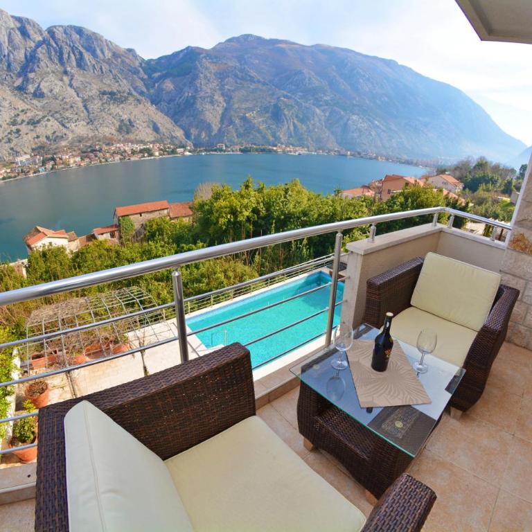 Muo Apartments - Comfort One-Bedroom Apartment with Balcony - 9