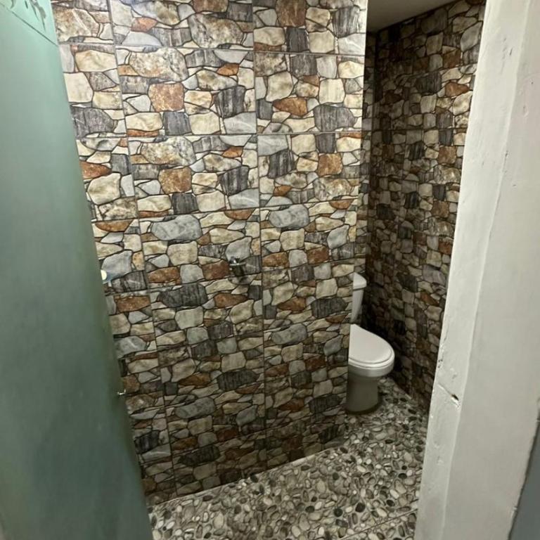 Hostal la muralla getsemani - Family Room with Private Bathroom - 1