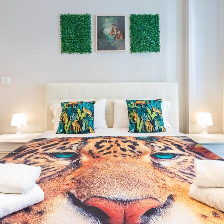 Urban Jungle Santa Rita Family Home - Two-Bedroom Apartment - 3