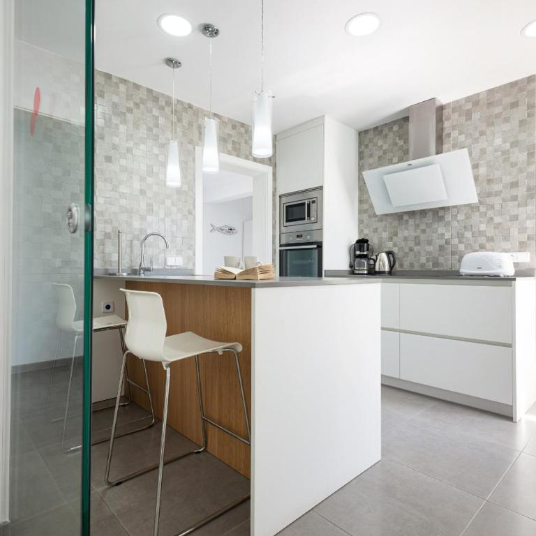 Assimetric, a solo 50 metros de la playa - Apartamento de 3 dormitorios con vistas al mar - 12