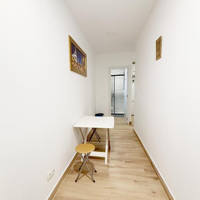 Nuevo, luminoso y céntrico - One-Bedroom Apartment - 6