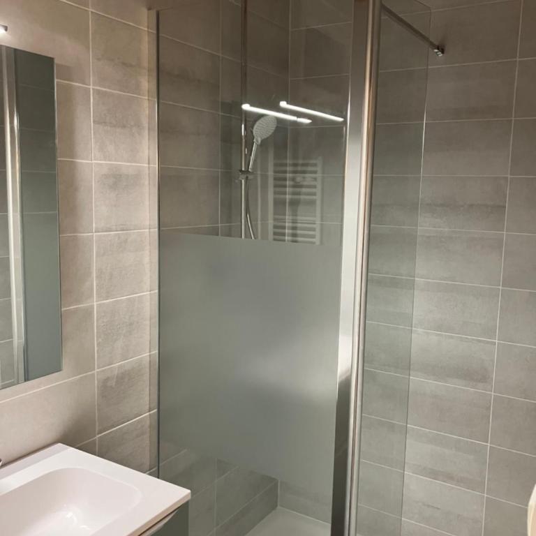 Superbe appartement à Bourg d'Oisans avec terrasse Sud - Appartamento con 2 Camere da Letto - 3