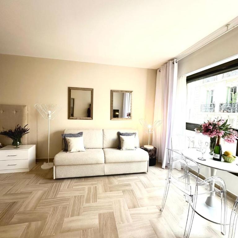 Gray d'Albion - Cannes Rue d'Antibes - 2 Minutes walk from Beach, Palais des Festivals, Boulevard de la Croisette - Free Parking - Estudio Superior - 6