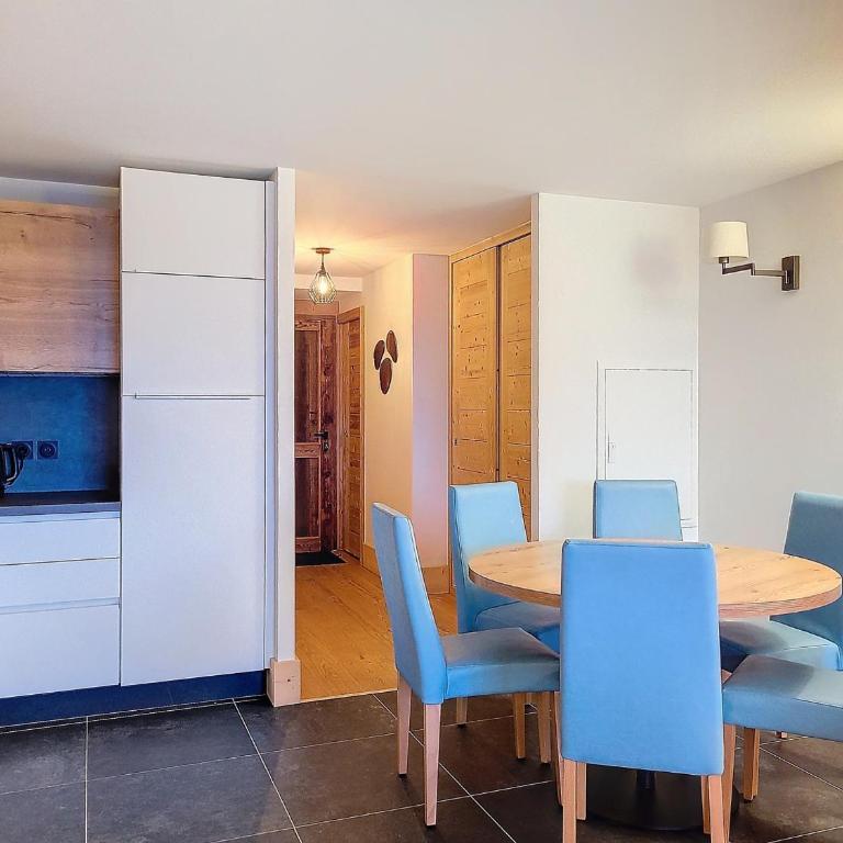 Appartement lumineux avec Spa, Billard et Parking inclus - Appartement 2 Chambres - 12