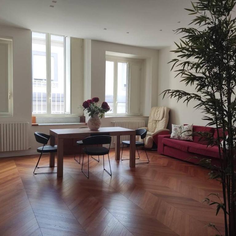 La casa di Megaride - Appartamento con 2 Camere da Letto - 2