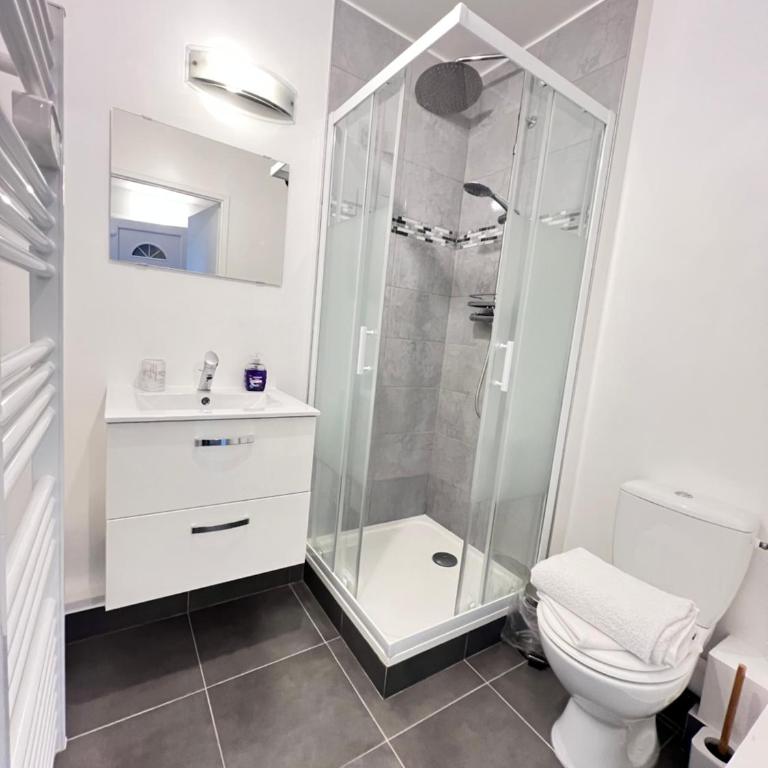 Cosy home stade de France CDG airport - One-Bedroom Apartment - 21
