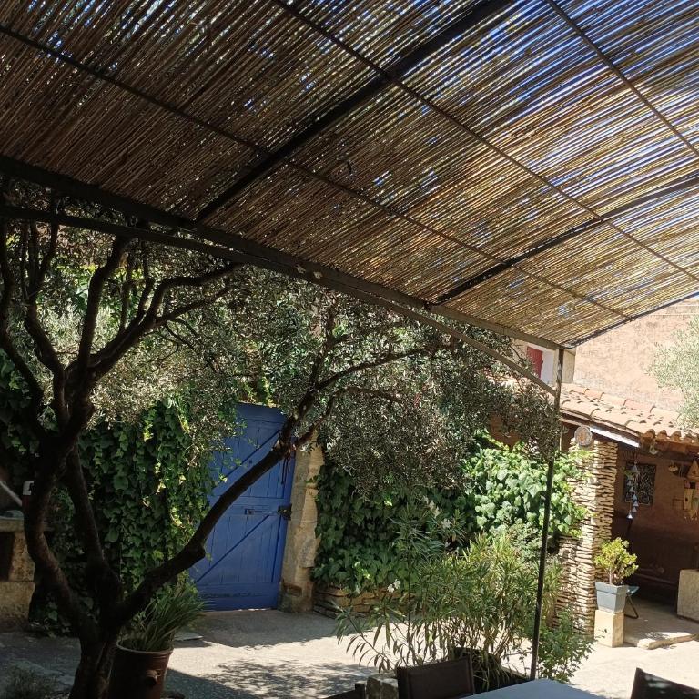 Chambre d'hôte Les Oulies Bédoin - Chambre Quadruple avec Balcon - 24