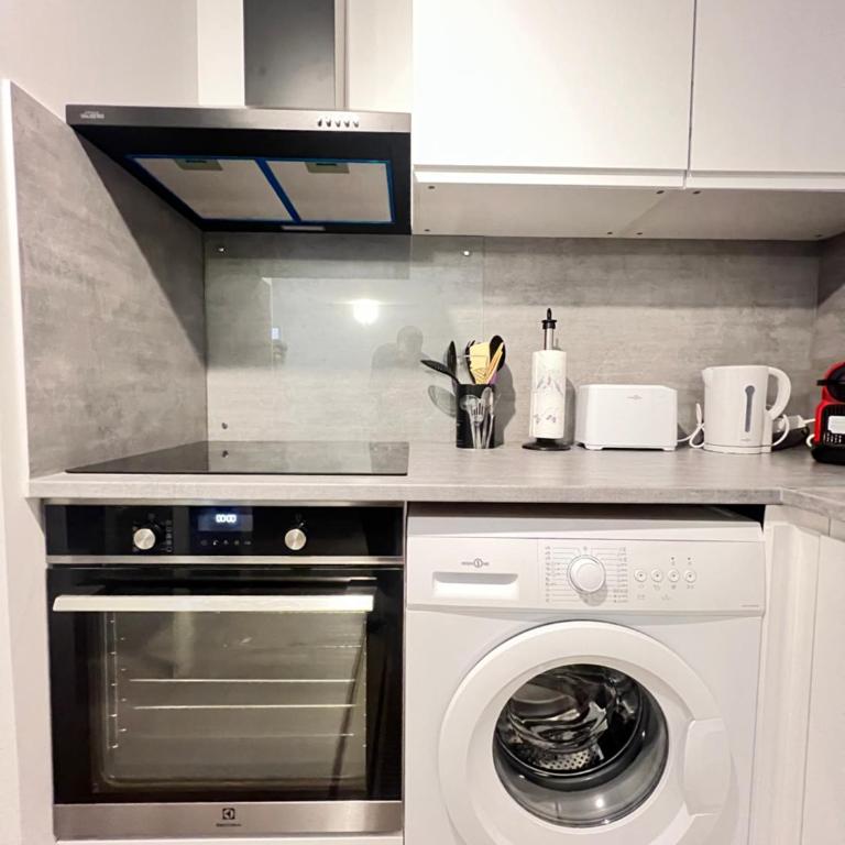 Cosy home stade de France CDG airport - Studio with Sofa Bed - 4