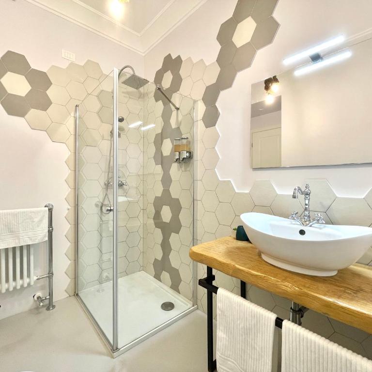 Le porte di Lecce Suites - Camera Matrimoniale Deluxe con Balcone - 16