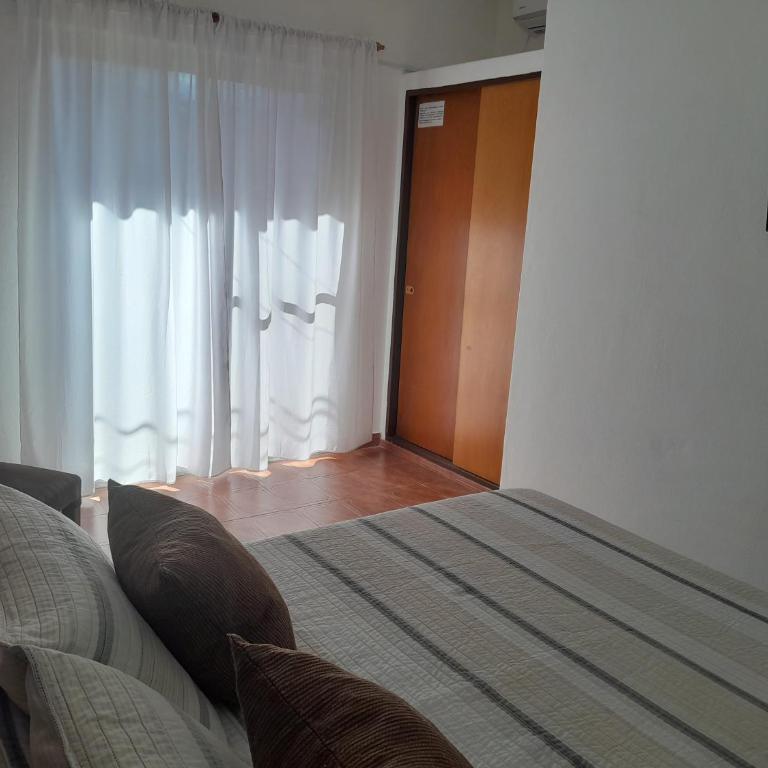 Departamento en el centro de Colon - Apartamento con balcón - 2