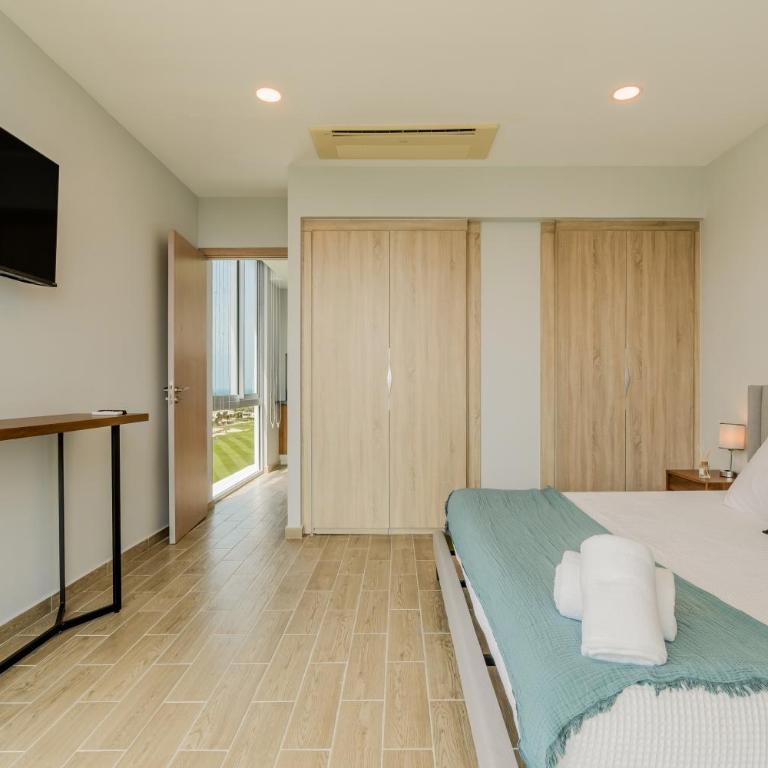 EHDEN Vacation Suites Puerto Cancún - Suite con balcón y vistas al campo de golf - 14