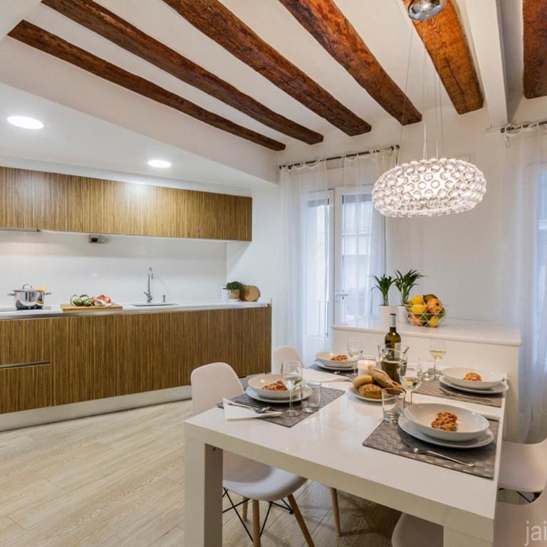 Center Pamplona Apartment UAT00537 - One-Bedroom Apartment - 3