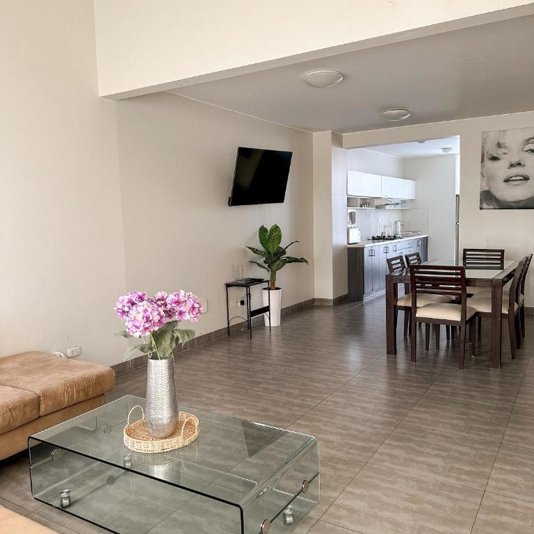 TRIPLEX con piscina privada en San Bartolo - Three-Bedroom Apartment - 9