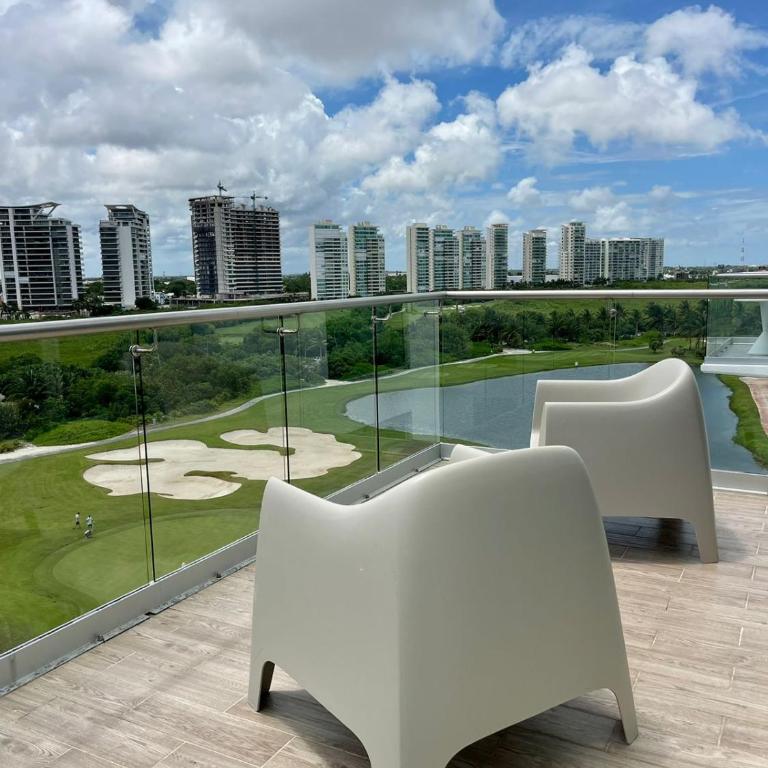 EHDEN Vacation Suites Puerto Cancún - Suite Ático con terraza - 9