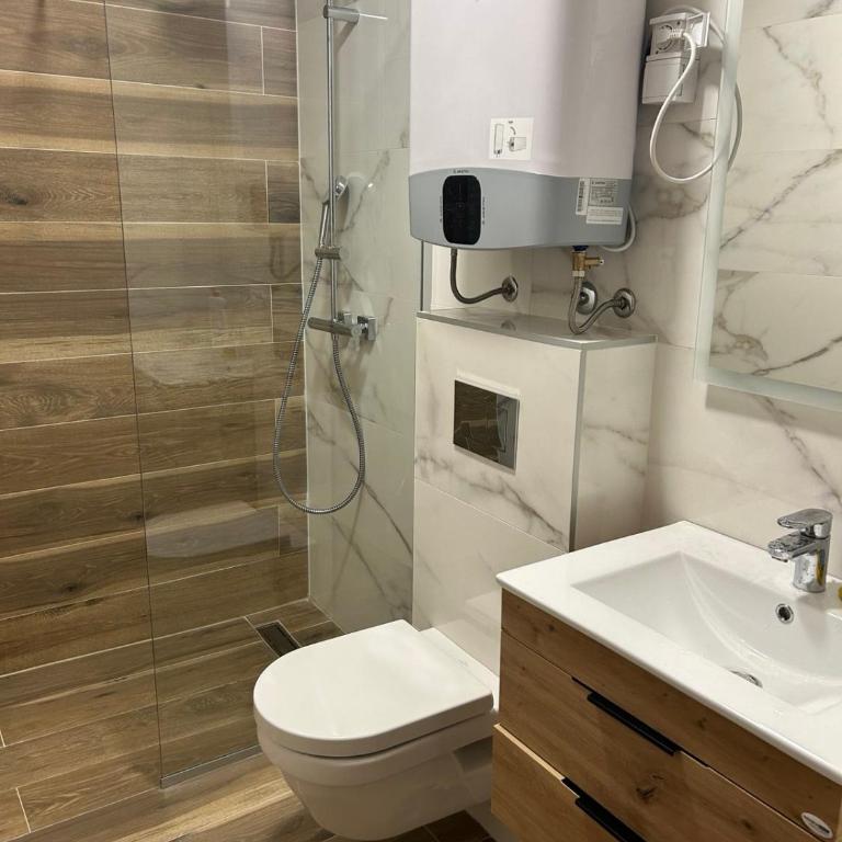 Sky Lux Apartments - Deluks Apartman sa 3 Spavaće Sobe - 1