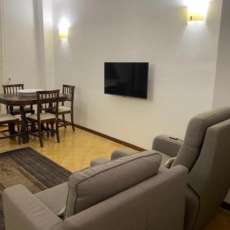 DimoraDora - Appartamento con 2 Camere da Letto e Balcone - 25